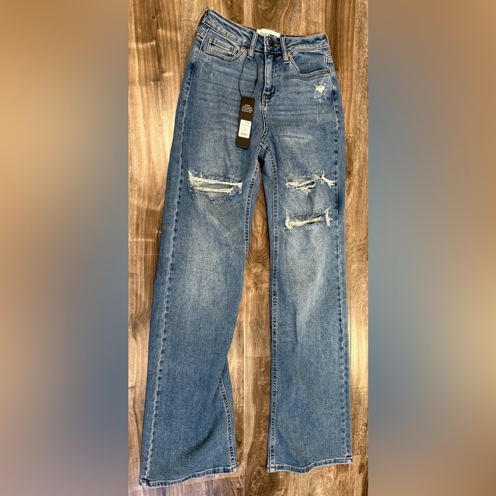 Nova Remi Ripped Stretch Baggy Jeans – Medium Wash – Size 0 (NWT)